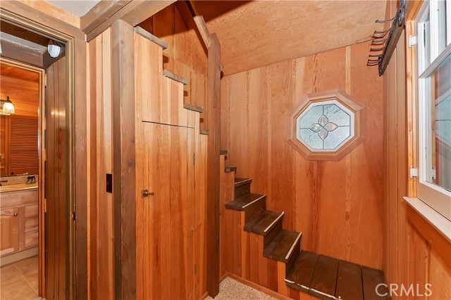 Detail Gallery Image 20 of 32 For 687 Crest Estates Dr, Lake Arrowhead,  CA 92352 - 3 Beds | 2/1 Baths