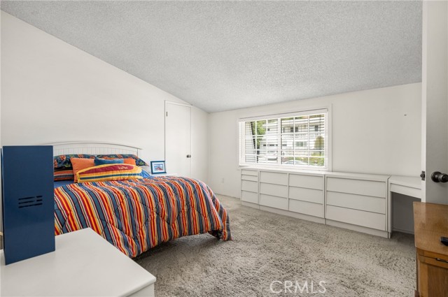 Detail Gallery Image 53 of 75 For 6040 Pat Ave, Woodland Hills,  CA 91367 - 5 Beds | 4/2 Baths