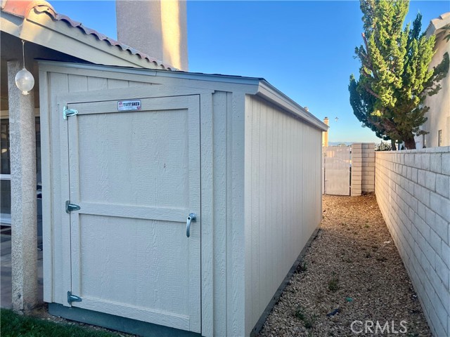 Detail Gallery Image 26 of 30 For 17980 Lakeview Dr, Victorville,  CA 92395 - 3 Beds | 2 Baths