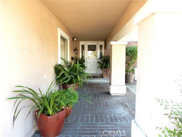 Detail Gallery Image 3 of 31 For 5792 Daisy Cir, La Palma,  CA 90623 - 4 Beds | 2/1 Baths