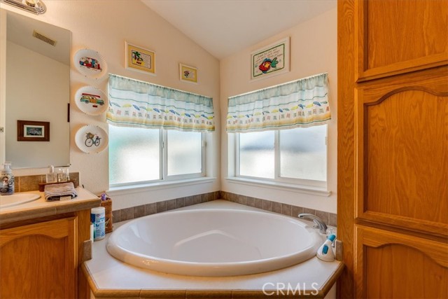 Detail Gallery Image 34 of 40 For 3395 S Higuera St #4,  San Luis Obispo,  CA 93401 - 3 Beds | 2 Baths