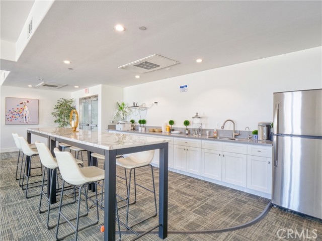 56 E Duarte Road, Arcadia CA: https://media.crmls.org/medias/f4ca4a78-412b-49f8-8a9b-b953d161e320.jpg