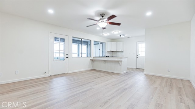 Detail Gallery Image 27 of 49 For 9515 Juniper, Apple Valley,  CA 92308 - 6 Beds | 4/1 Baths