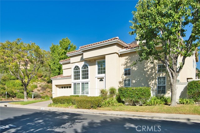 Detail Gallery Image 2 of 28 For 5440 Ryan Drive, Yorba Linda,  CA 92887 - 3 Beds | 2/1 Baths