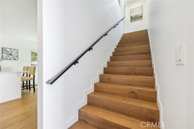 6521 Homewood Avenue, Los Angeles CA: https://media.crmls.org/medias/f4cc611a-7d4a-4a96-ab83-fa84209e22ca.jpg
