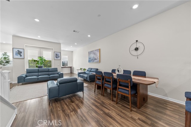 Detail Gallery Image 15 of 54 For 135 Neptune, Irvine,  CA 92618 - 2 Beds | 2/1 Baths