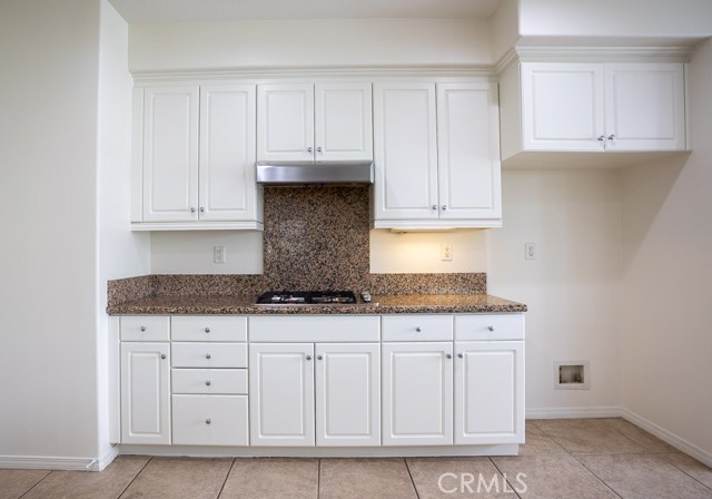 23857 Rio Rancho Way, Valencia CA: https://media.crmls.org/medias/f4cd440d-d203-4653-9ad8-25afb3989ab4.jpg