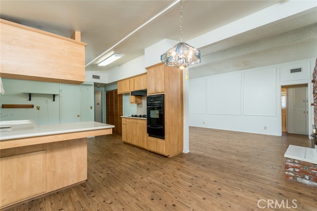 3614 Burritt Way, Glendale CA: https://media.crmls.org/medias/f4cd5a51-aec4-4a03-9233-f7cd7e5a4c84.jpg