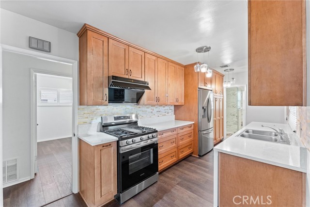 311 N Dexford Drive, La Habra CA: https://media.crmls.org/medias/f4cd7d05-0318-449f-9c40-94e786e51183.jpg