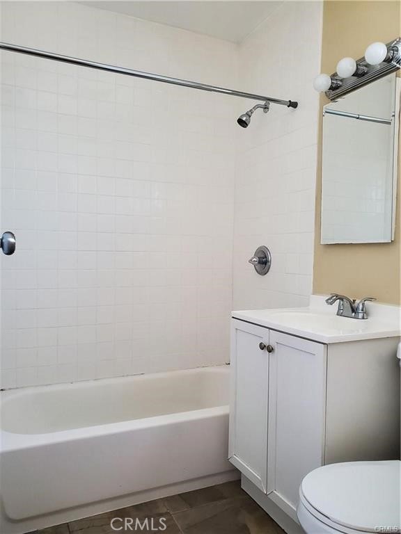 174 N Bonnie Avenue, Pasadena CA: https://media.crmls.org/medias/f4cdd216-3a58-4b50-805d-7fa79cb80285.jpg
