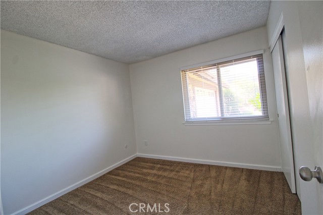 711 HACIENDA Drive, Riverside CA: https://media.crmls.org/medias/f4ce0d9c-363c-47d7-bbae-e4b0324eb10e.jpg