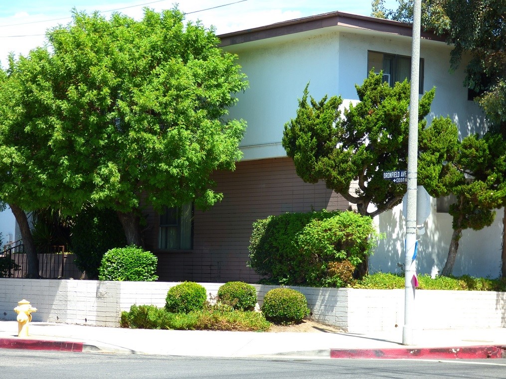Image 2 for 13050 Dronfield Ave #6, Sylmar, CA 91342