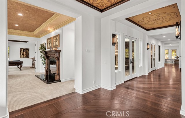 Detail Gallery Image 8 of 75 For 26012 Horseshoe Cr, Laguna Hills,  CA 92653 - 5 Beds | 5/1 Baths