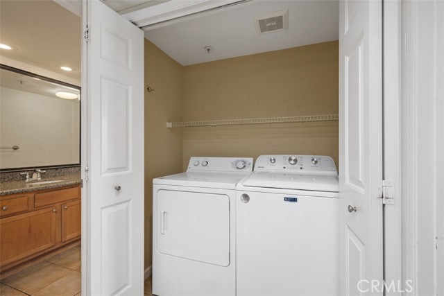 Detail Gallery Image 18 of 39 For 2045 Las Colinas Cir #103,  Corona,  CA 92879 - 1 Beds | 1 Baths