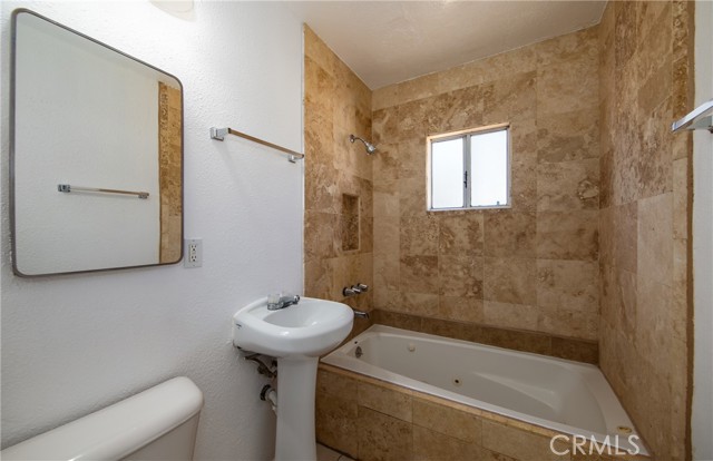 Detail Gallery Image 14 of 21 For 957 Wellwood Ave, Beaumont,  CA 92223 - 3 Beds | 2 Baths