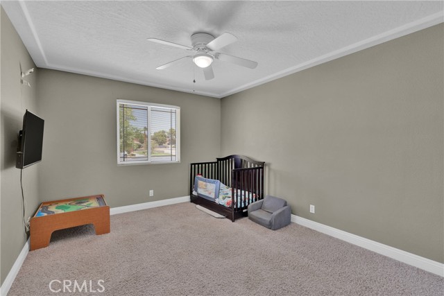 14665 Echo Lane, Helendale CA: https://media.crmls.org/medias/f4cf418b-6151-4a0d-9efc-14720464a1e8.jpg