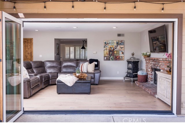 19332 Oakie Doakie, Trabuco Canyon CA: https://media.crmls.org/medias/f4d02490-ceab-40f8-855c-6779876d2fc1.jpg