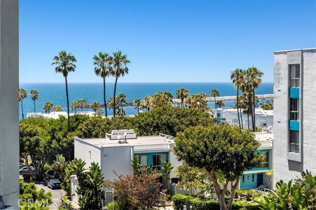 620 The Village, Redondo Beach, California 90277, ,1 BathroomBathrooms,Residential,Sold,The Village,SB22239791