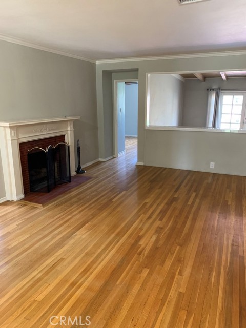 Detail Gallery Image 2 of 11 For 13627 Huston St, Sherman Oaks,  CA 91423 - 3 Beds | 2 Baths