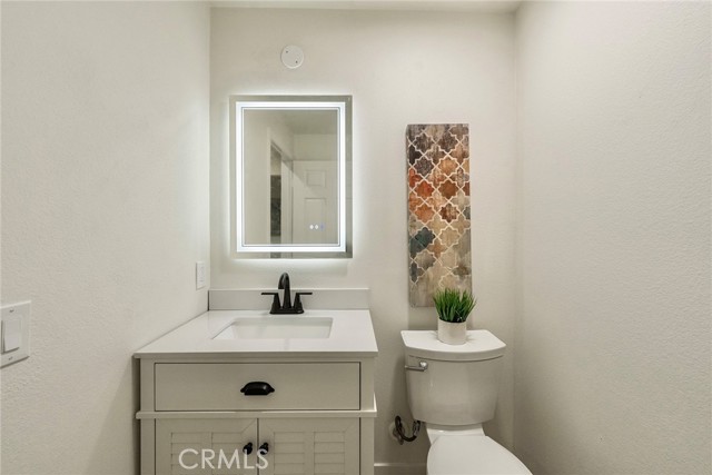 Detail Gallery Image 8 of 13 For 42 Vintage, Irvine,  CA 92620 - 1 Beds | 1/1 Baths