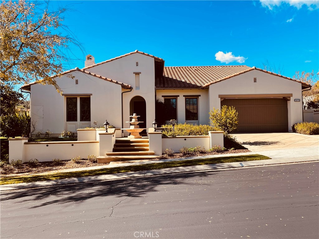 3915 Prado De Las Frutas