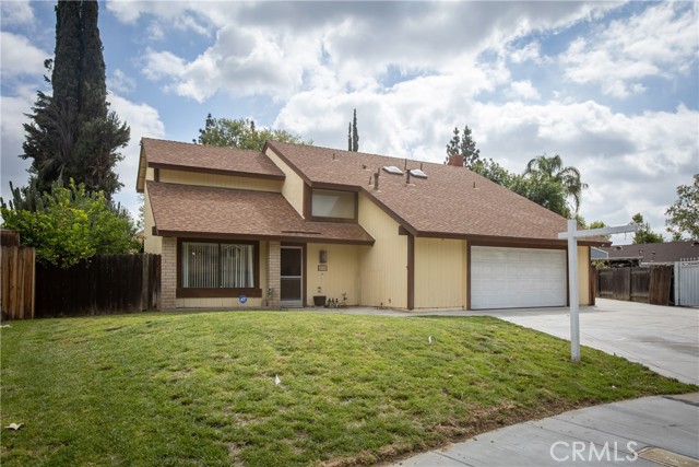 Detail Gallery Image 5 of 44 For 3889 Middleton Pl, Riverside,  CA 92505 - 4 Beds | 2/1 Baths