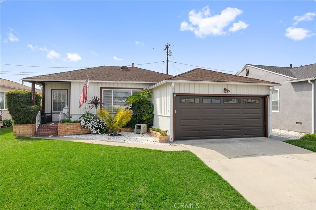 2914 Sandwood Street, Lakewood, CA 90712