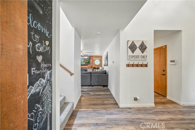 Detail Gallery Image 16 of 50 For 39122 Starview Ln, Big Bear Lake,  CA 92315 - 3 Beds | 2/1 Baths