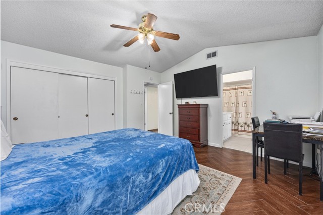 Detail Gallery Image 29 of 43 For 813 Orangewood, Bakersfield,  CA 93306 - 3 Beds | 2 Baths