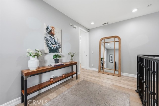 Detail Gallery Image 27 of 71 For 406 S Gertruda, Redondo Beach,  CA 90277 - 5 Beds | 4/1 Baths