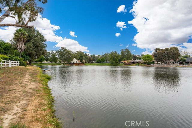 42768 Santa Suzanne Place, Temecula CA: https://media.crmls.org/medias/f4d72a7b-3587-4ac8-82ce-8f534461021d.jpg