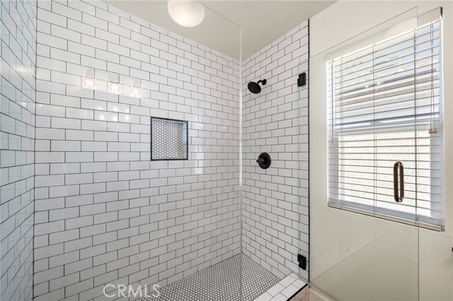 Detail Gallery Image 18 of 32 For 2852 N Santa Fe Pl, Orange,  CA 92865 - 3 Beds | 2/1 Baths