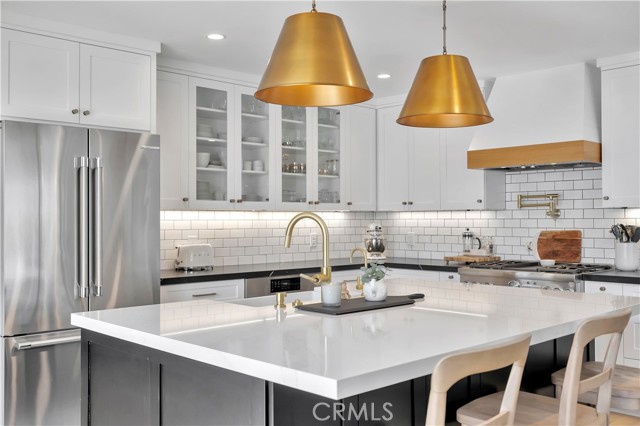 Detail Gallery Image 13 of 51 For 206 Del Mar Ave, Costa Mesa,  CA 92627 - 4 Beds | 2 Baths