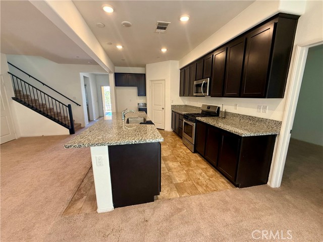 Detail Gallery Image 17 of 53 For 13886 Camino Cinco, Victorville,  CA 92392 - 5 Beds | 4 Baths