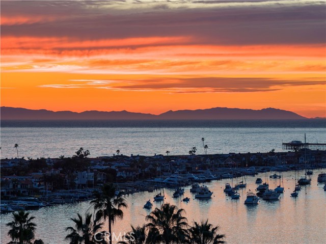 Detail Gallery Image 28 of 28 For 2204 Waterfront Dr, Corona Del Mar,  CA 92625 - 5 Beds | 5/1 Baths