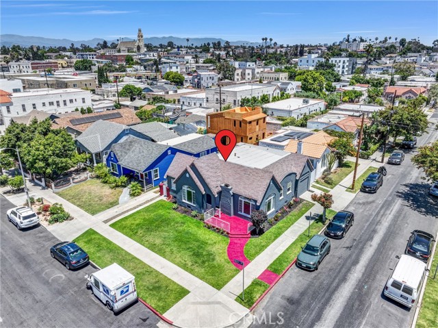 2850 S Norton Ave, Los Angeles CA: https://media.crmls.org/medias/f4d91b14-9806-4683-87df-5162c794ce60.jpg