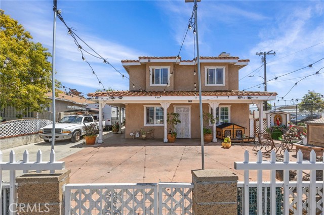 Detail Gallery Image 3 of 39 For 1709 S Townsend St, Santa Ana,  CA 92704 - 4 Beds | 2/1 Baths