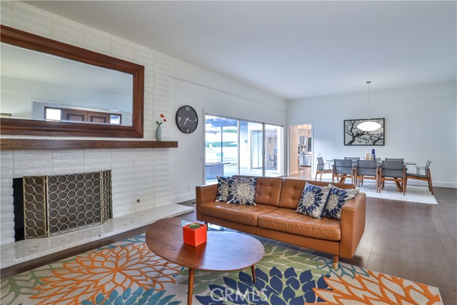 315 Teasdale Drive, Claremont CA: https://media.crmls.org/medias/f4dafbb0-6c68-4b32-9720-f608d67e1702.jpg