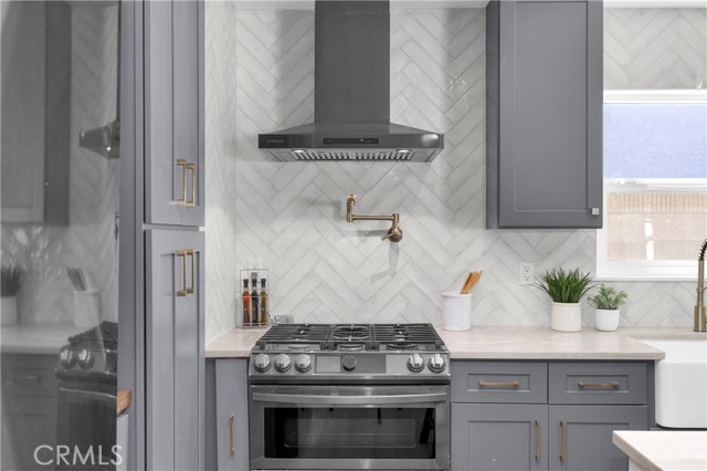 Image 11 of 53 For 8326 Fontainbleau Way