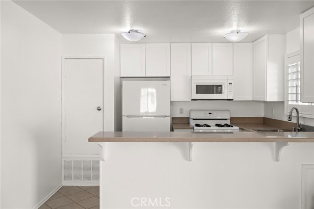 Detail Gallery Image 10 of 37 For 29228 Murrieta, Menifee,  CA 92586 - 2 Beds | 1 Baths