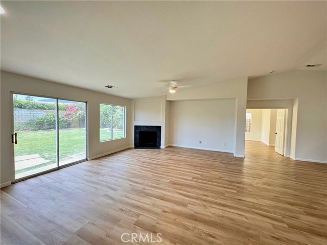 Detail Gallery Image 7 of 27 For 81464 Avenida Esmeralda, Indio,  CA 92201 - 4 Beds | 3 Baths