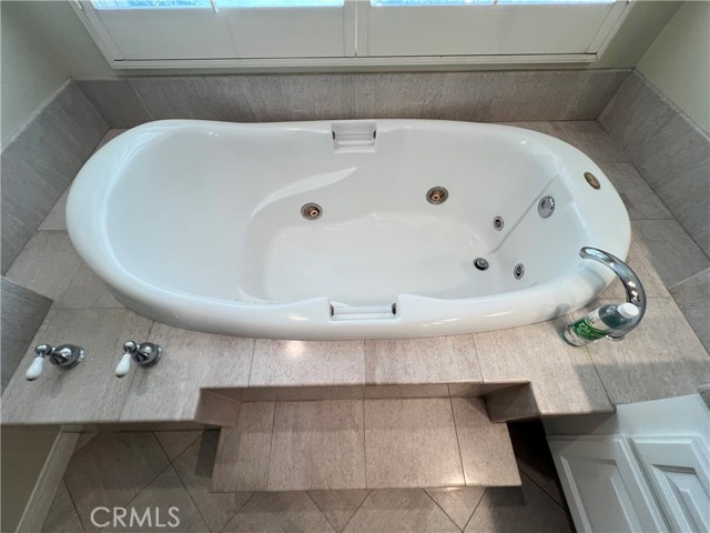 10692 Albany Circle, Villa Park CA: https://media.crmls.org/medias/f4de230d-7204-4816-8da6-d5467ee76daf.jpg
