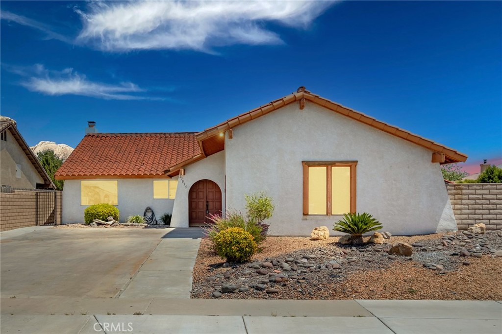 27055 Silver Lakes