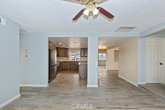 Detail Gallery Image 9 of 27 For 22315 Tehama Rd, Apple Valley,  CA 92308 - 3 Beds | 2 Baths