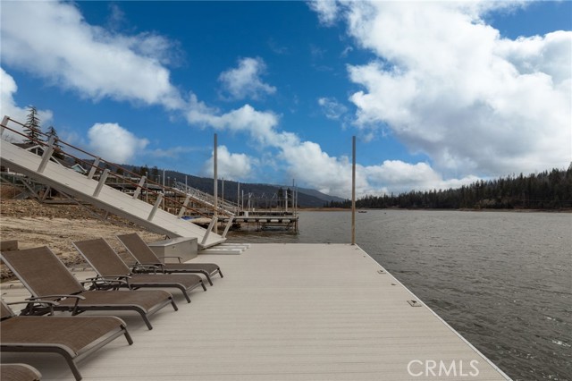 Detail Gallery Image 36 of 74 For 39118 Lake Dr, Bass Lake,  CA 93604 - 6 Beds | 3/1 Baths