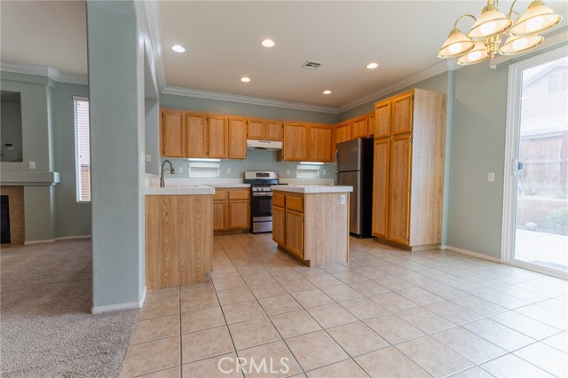 Detail Gallery Image 8 of 26 For 9382 Dragon Tree, Hesperia,  CA 92344 - 3 Beds | 2 Baths