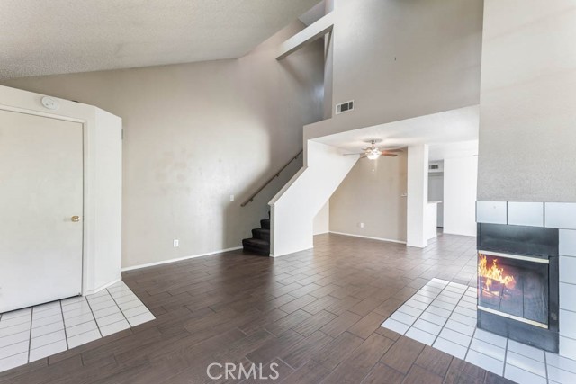 Detail Gallery Image 7 of 41 For 37940 42nd St #125,  Palmdale,  CA 93552 - 3 Beds | 3 Baths