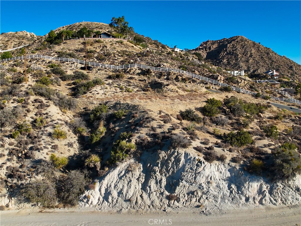 MLS #OC25184889 image #4