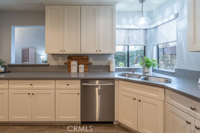 Detail Gallery Image 14 of 52 For 5002 E Atherton, Long Beach,  CA 90815 - 2 Beds | 2/1 Baths