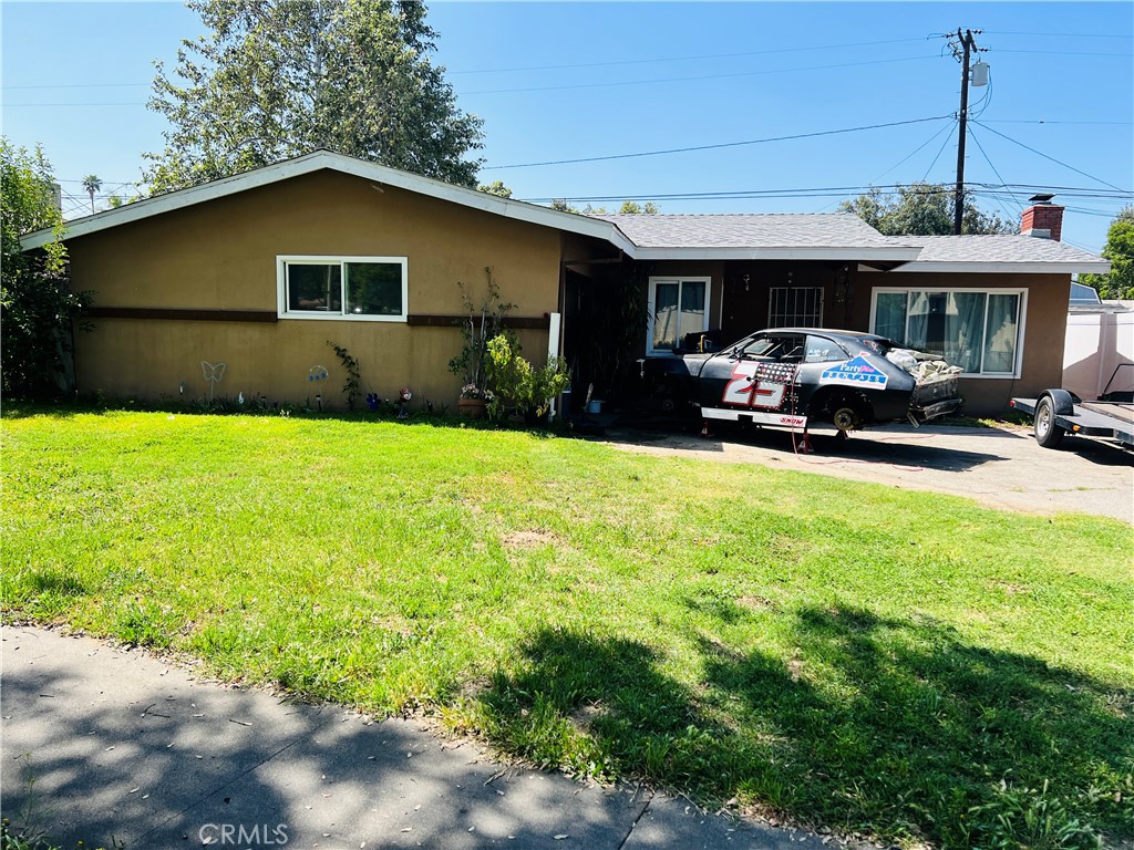 122 E Pioneer Avenue